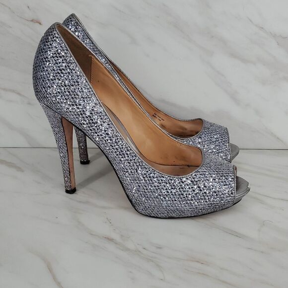 Badgley Mischka Women's‎ Silver Humbie II Smoke Glitter Peep Toe Heels Size 10 - Picture 1 of 7